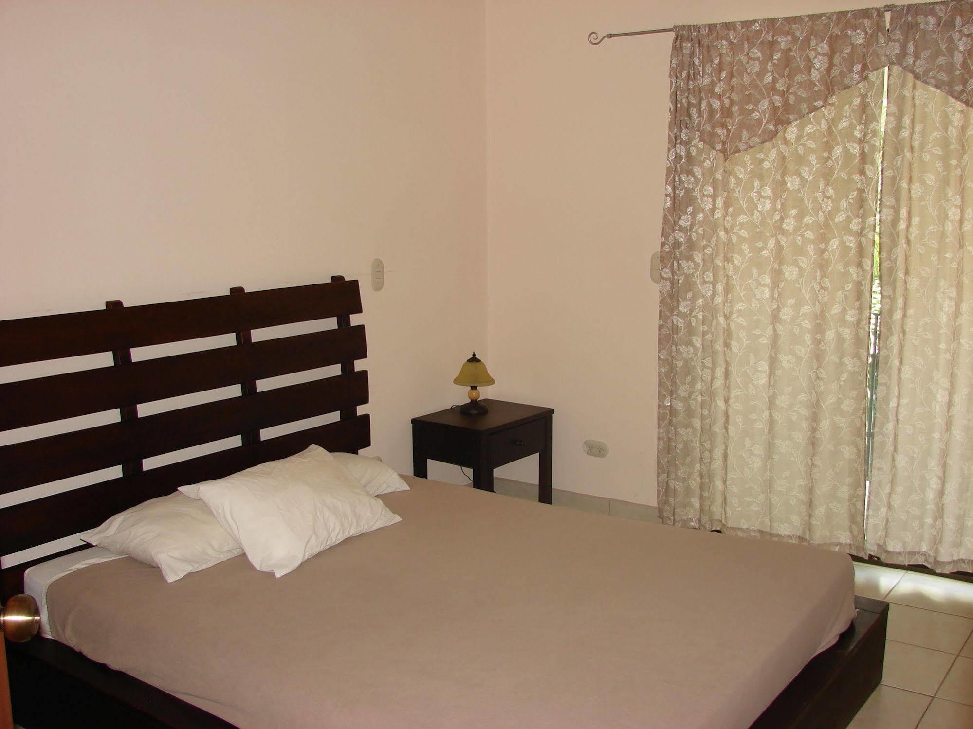 Villa Riviera 2 Bedroom Townhouse Playas del Coco Exterior photo